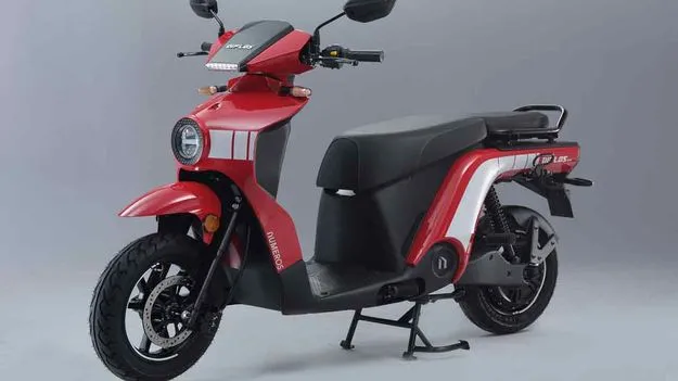 న్యూమరస్‌ మోటార్స్‌ డిప్లాస్‌ మ్యాక్స్‌  ఈవీ