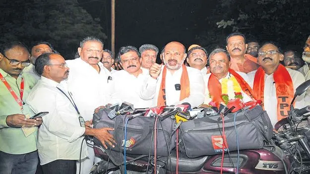 Malk Komurayya: ప్రధాన ప్రతిపక్షం బీజేపీయే అని తేలింది