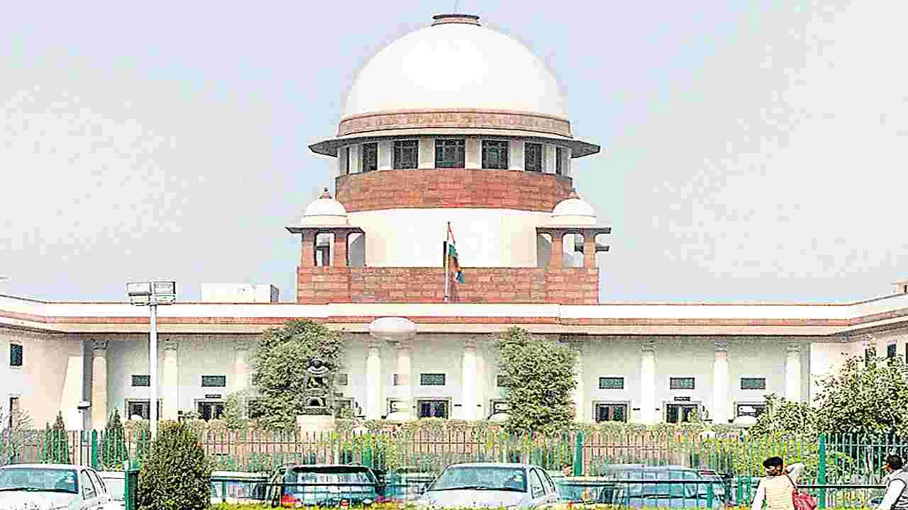 Supreme Court: ఉచితం.. అనుచితం!