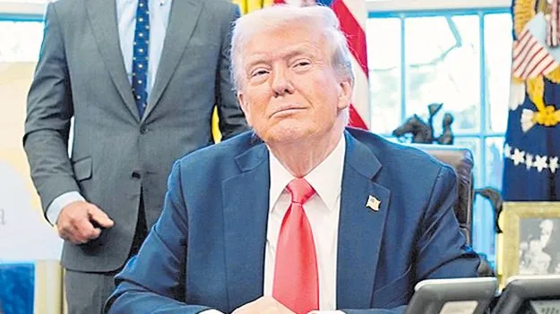 Donald Trump: అమ్మకానికి  అమెరికా పౌరసత్వం!