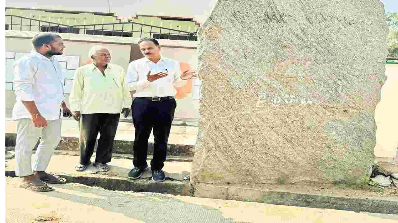 మఠంపల్లిలో ఇనుప యుగపు ఆనవాళ్లు