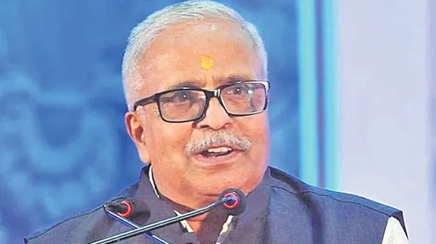 ముంబైలో ఉండేవారు మరాఠీ నేర్చుకోనక్కర్లేదు!