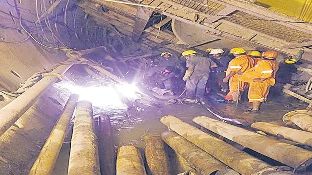 Srisailam: సొరంగంలో 5 చోట్ల మెత్తని భాగాలు!