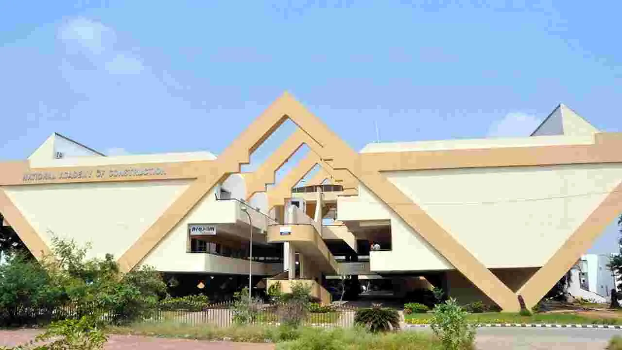 ఆర్ అండ్ బీలో కీలక పోస్టులు ఖాళీ
