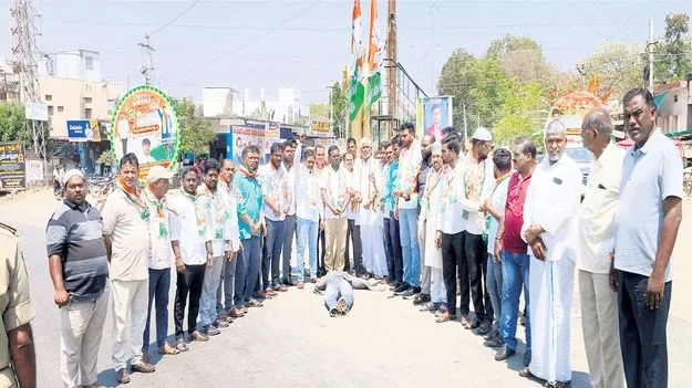 ఎమ్మెల్యే జగదీశ్రెడ్డిపై చర్యలు తీసుకోవాలి
