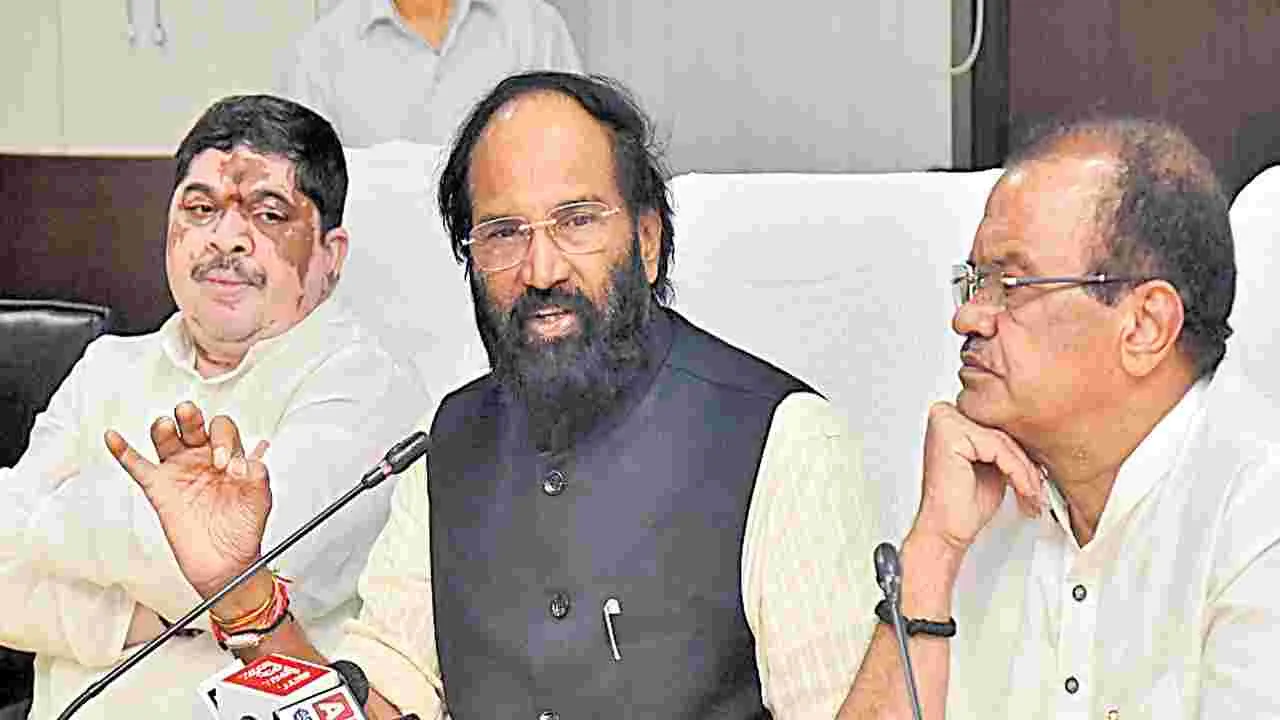 Uttam: జేబులు నింపుకోవడానికే ప్రాజెక్టులు  