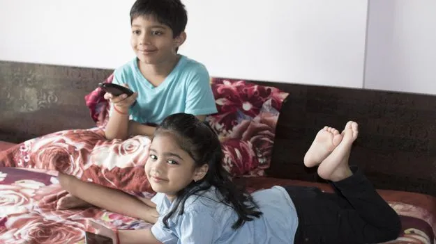 పిల్లల్ని ఇంట్లో ఒంటరిగా వదిలి వెళుతున్నారా?