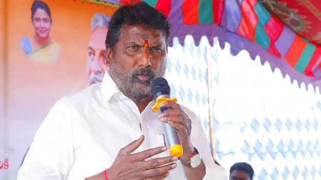 ఎస్‌ఎల్‌బీసీ ఘటనపై బీఆర్‌ఎస్‌ శవ రాజకీయాలు..