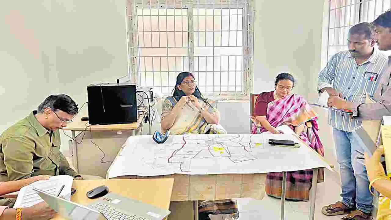 సర్వే బృందం జవాబుదారీతనంతో ఉండాలి