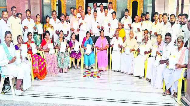 MLA : సైకో ప్రకాష్రెడ్డీ... నోటికొచ్చినట్టు మాట్లాడితే ఎలా..?