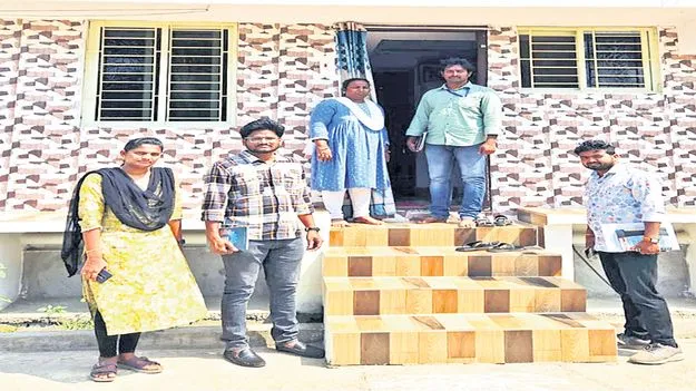 వమ్మవరంలో నీతి ఆయోగ్ సర్వే బృందం పర్యటన