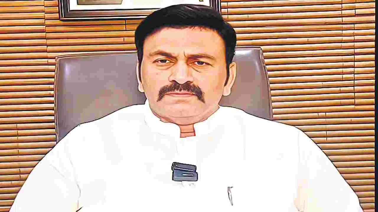 AP Deputy Speaker : సునీల్ను సస్పెండ్ చేయాలి