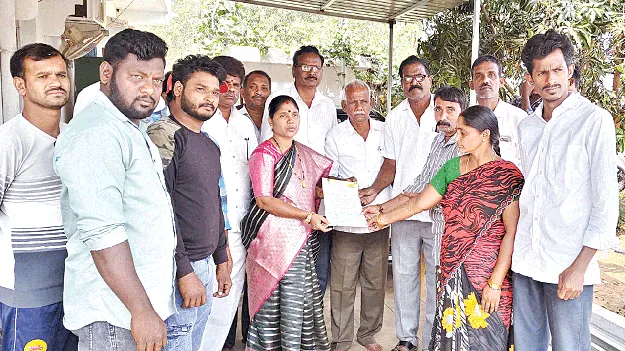  సీఎం సహాయ నిధి అందజేత