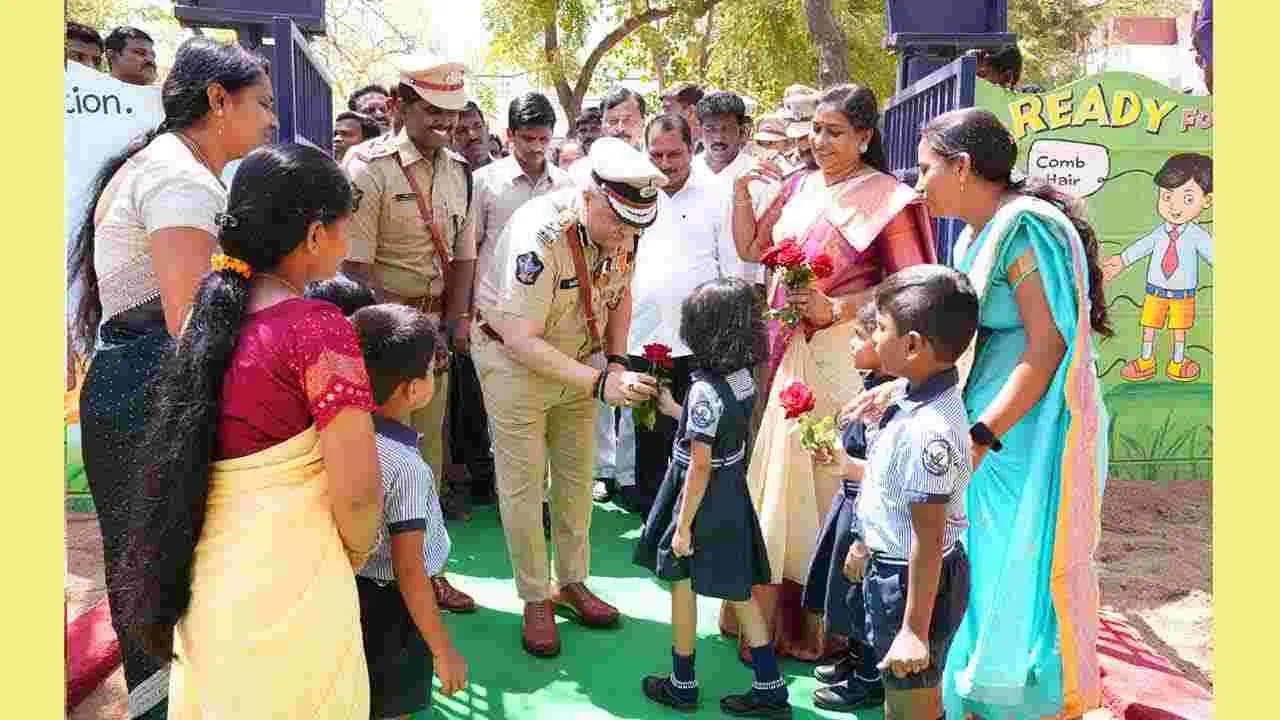 Anitha: అనంతపురం జిల్లాలో హోంమంత్రి అనిత పర్యటన