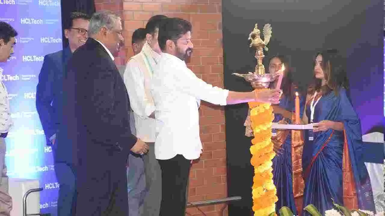 CM Revanth Reddy: HCL టెక్ క్యాంపస్‌ను ప్రారంభించిన సీఎం రేవంత్‌రెడ్డి
