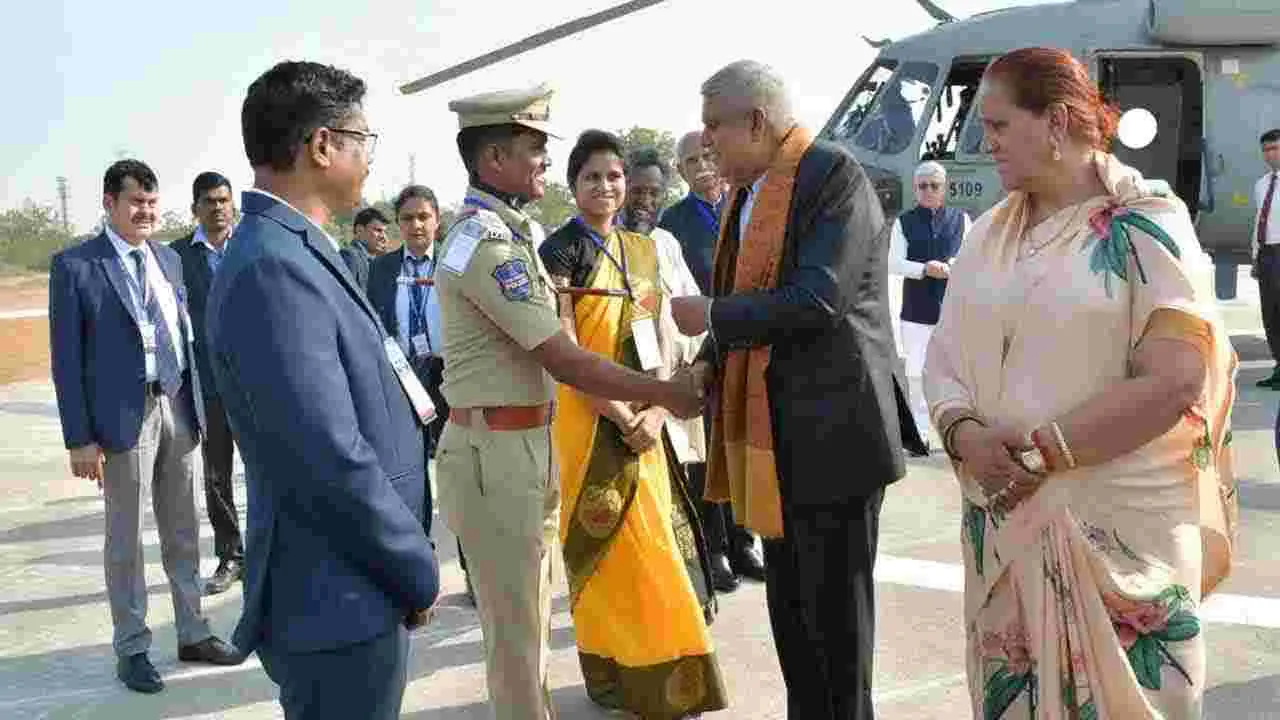 Jagdeep Dhankhar: సంగారెడ్డి ఐఐటీహెచ్‌‌ను సందర్శించిన ఉపరాష్ట్రపతి జగదీప్ ధన్కర్ 