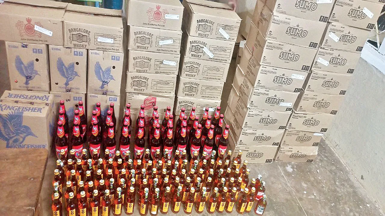 liquor bottles 1752 మద్యం సీసాల స్వాధీనం