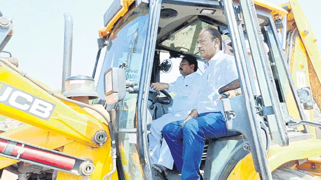 ప్లాస్టిక్‌పై సమరం