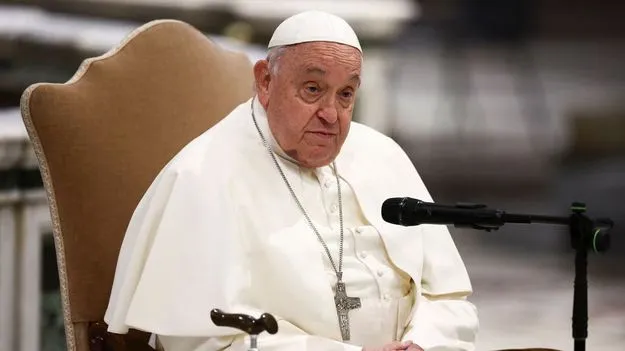Pope Health: మరింత క్షీణించిన పోప్ ఫ్రాన్సిస్ ఆరోగ్య పరిస్థితి..వెంటిలేటర్ పై చికిత్స..