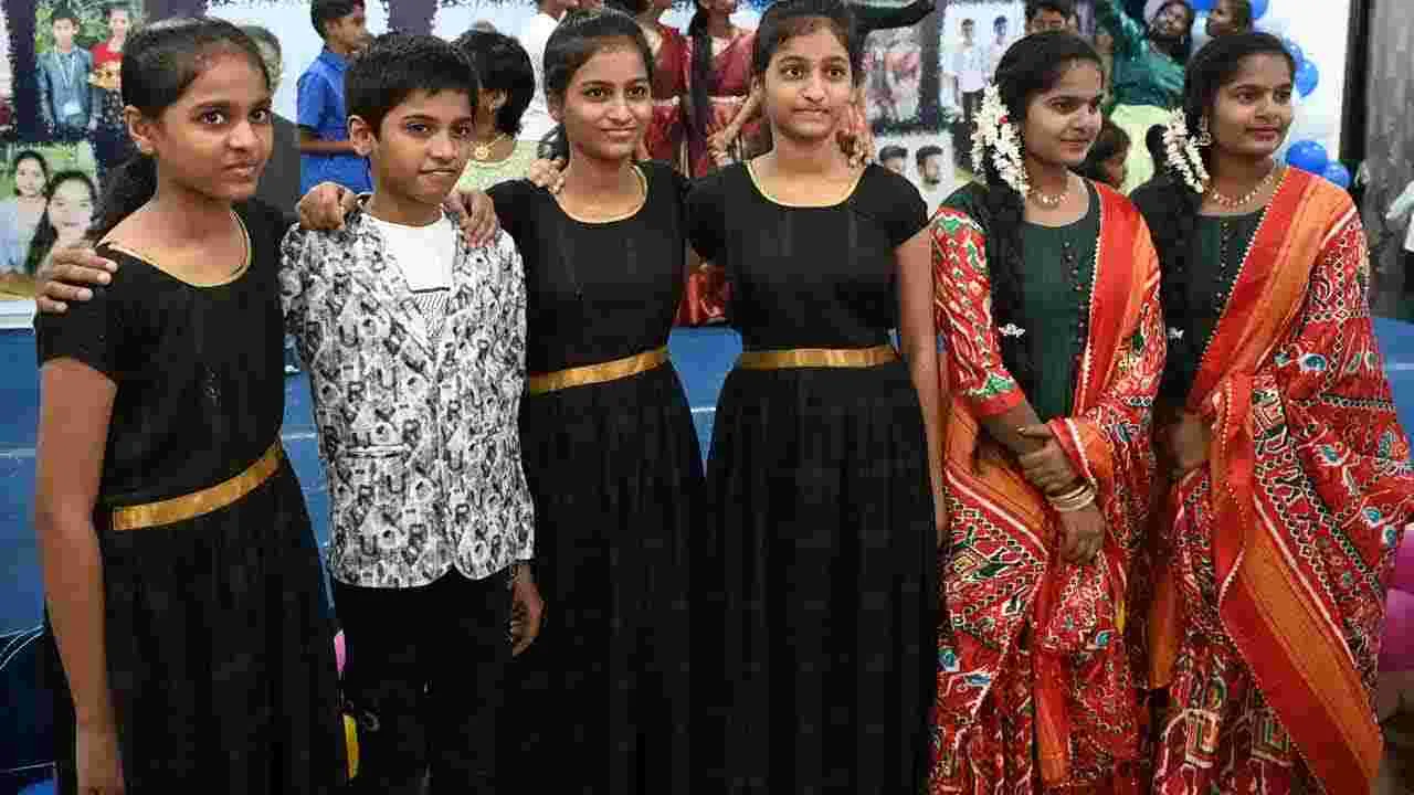  Twins Day: కవలల పండుగ.. ఇన్ని వేలమంది ఉన్నారా..