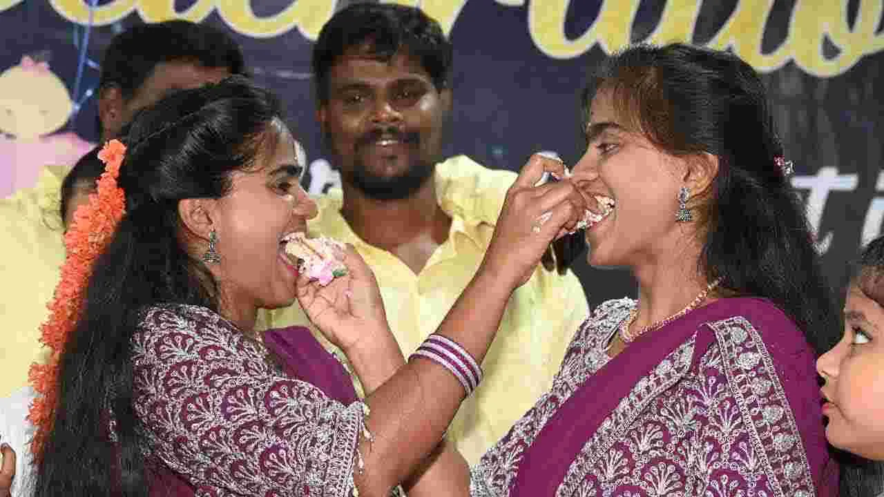  Twins Day: కవలల పండుగ.. ఇన్ని వేలమంది ఉన్నారా..