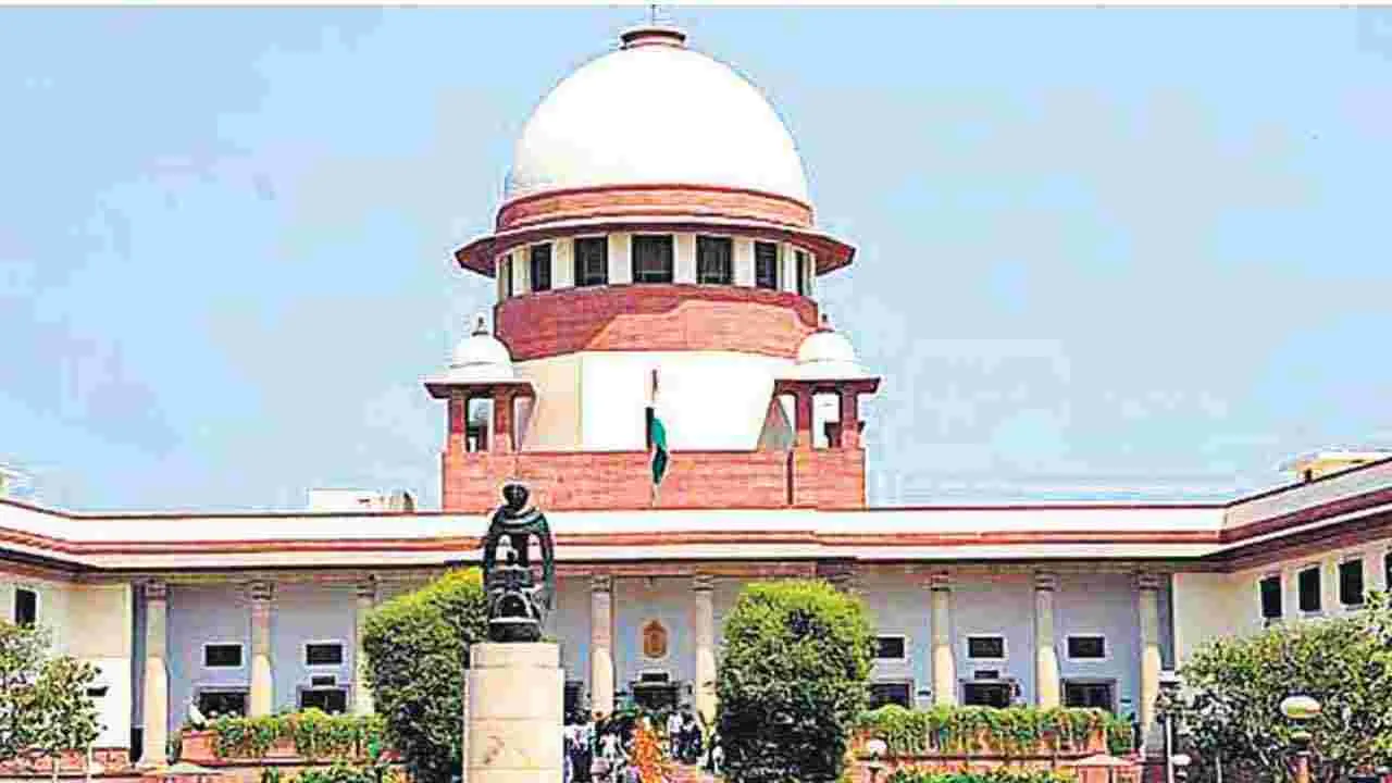 Supreme Court: కుటుంబం గడవడం కష్టమనుకుంటేనే ‘కారుణ్య నియామకం’!