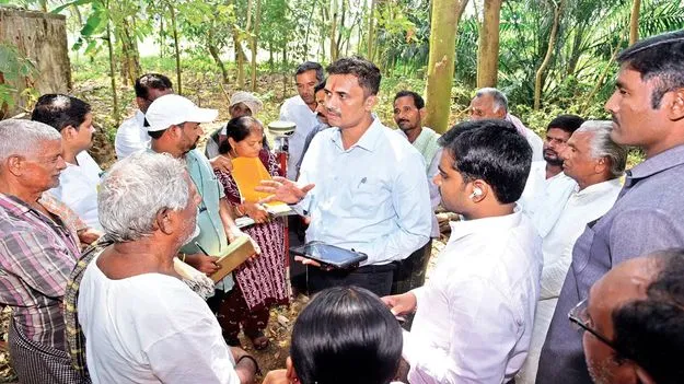 రీ సర్వే డ్యూటీలో ఉన్నా హాజరు తప్పనిసరి