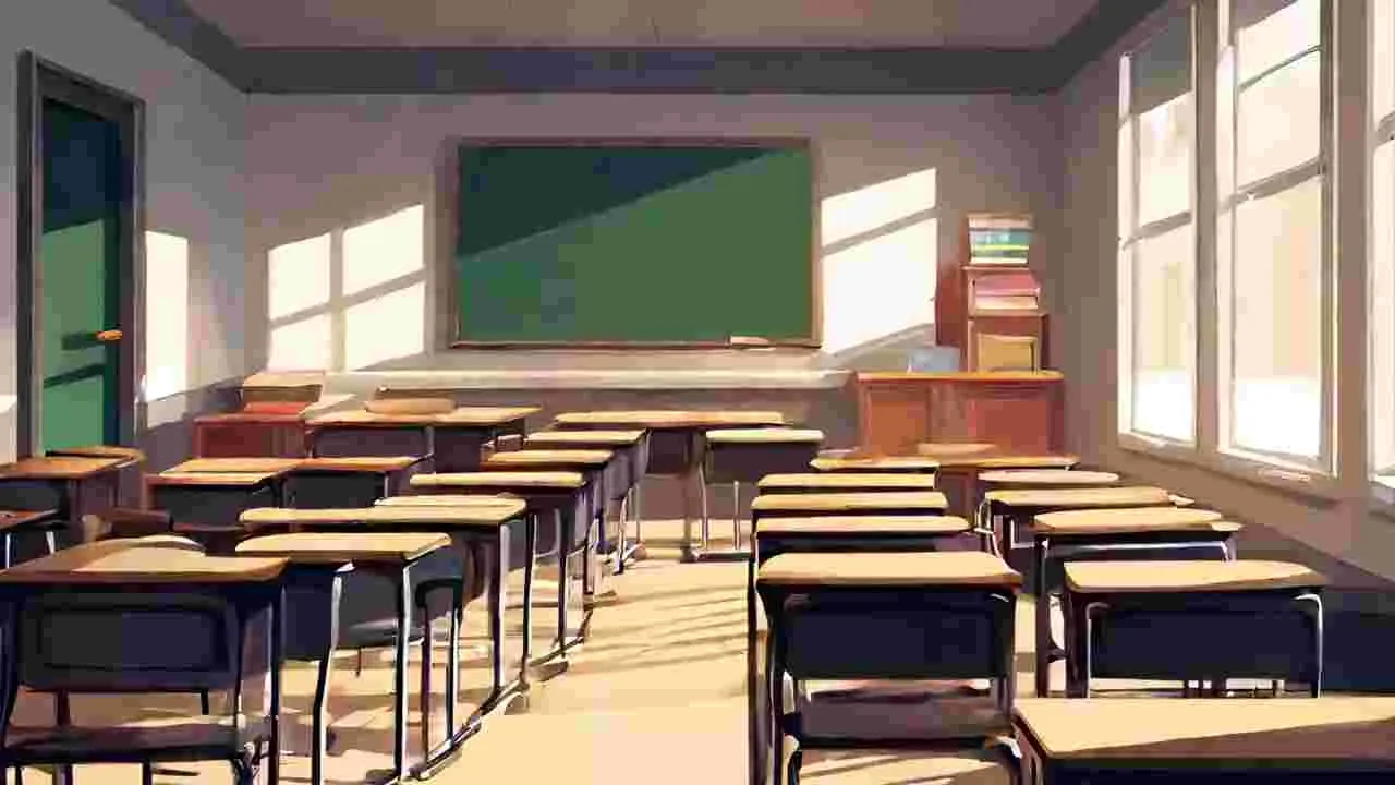 School Education Commissioner : ఒక్క బడినీ మూసేయం