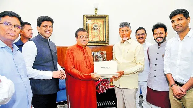 CM Chandrababu : కబ్జాలకు కళ్లెం!