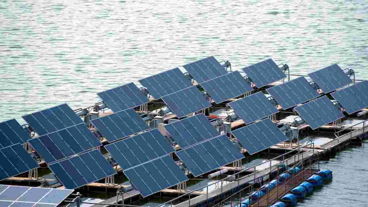 Water Projects : జలవనరుల శాఖలో ప్రాజెక్టు టూరిజం!