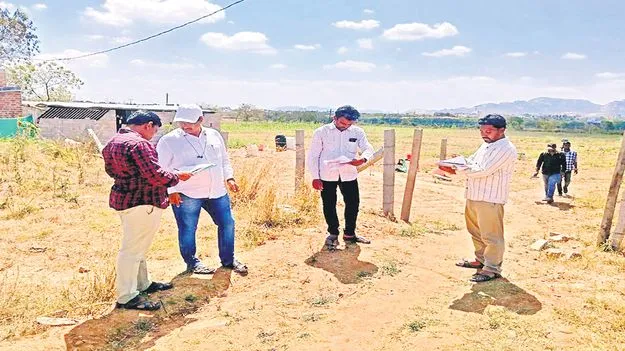 Land Scam: 600 ఎకరాలు.. 400 కోట్లు