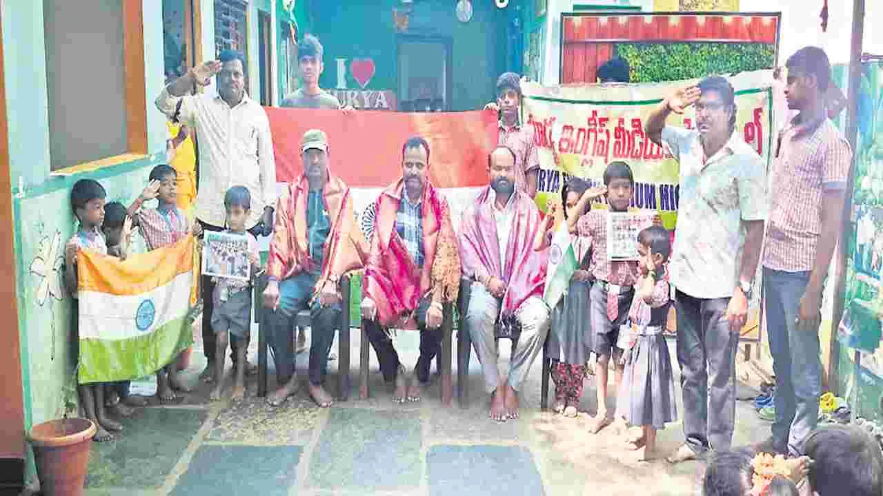 మాజీ సైనికులకు సన్మానం
