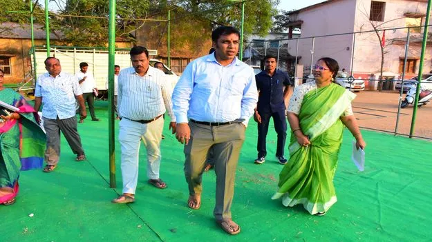 ఎమ్మెల్సీ ఎన్నికల డిస్ట్రిబ్యూషన్ కేంద్రం ఏర్పాటు