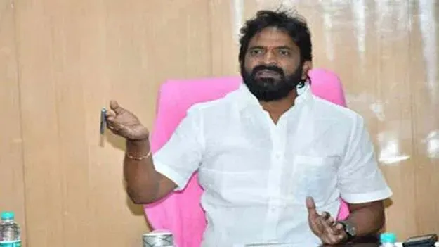 Former Minister: మాజీమంత్రి హెచ్చరిక.. నీరా కేఫ్‌ను ధ్వంసం చేస్తే చూస్తూ ఊరుకోం..