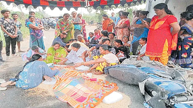 కొడుకుని చూసేందుకు వెళ్తూ తండ్రి మృత్యువాత