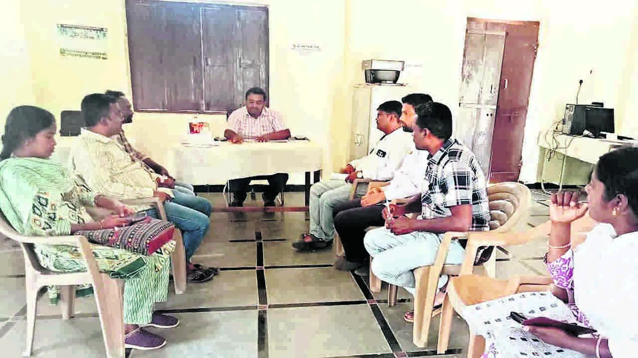 గ్రామాల్లో తాగునీటి సమస్య లేకుండా చూడాలి