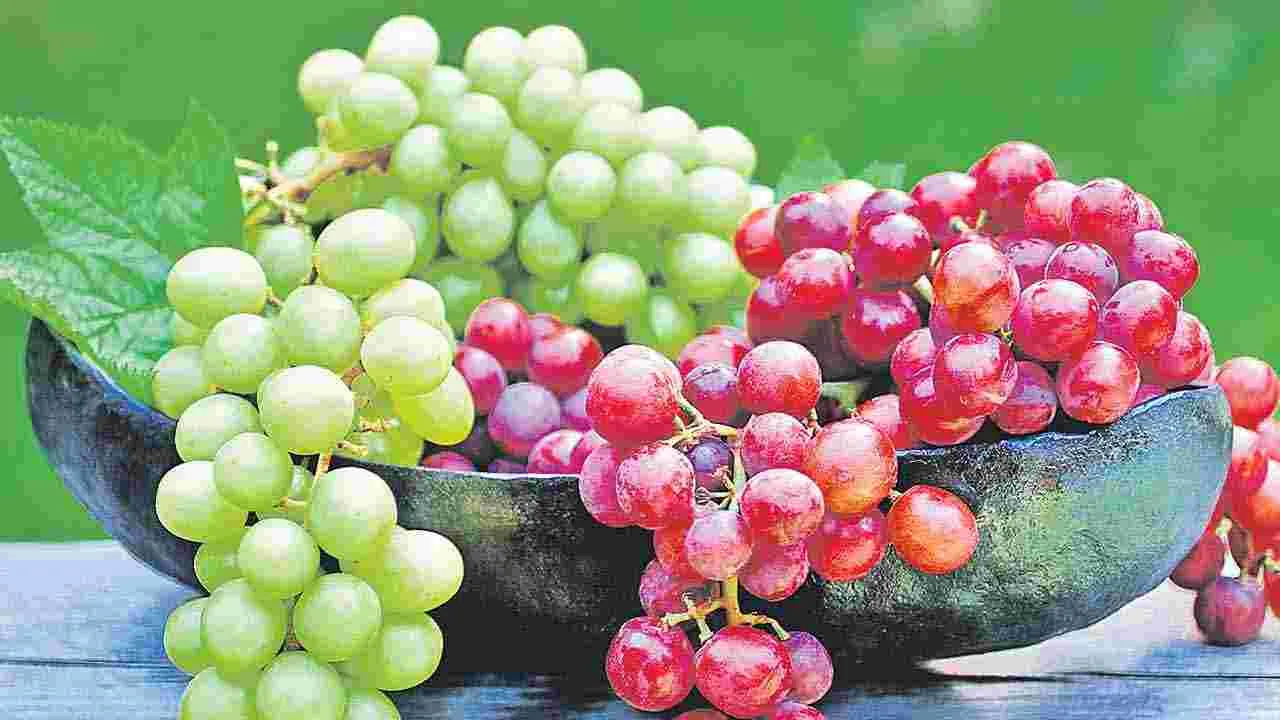 Grapes: ద్రాక్షపండ్లను ఇలా తినాలి...