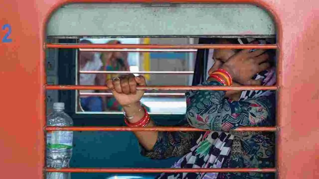 Train Crime: రైలులో గర్భిణిపై అత్యాచారయత్నం