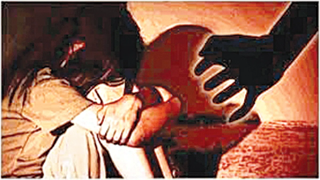 Rape of girls: మృగాళ్లు..