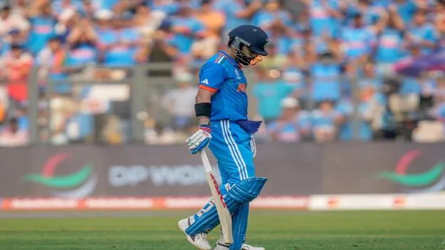 Ind vs NZ: కష్టాల్లో టీమిండియా.. 30 పరుగులకే మూడు వికెట్లు డౌన్..!