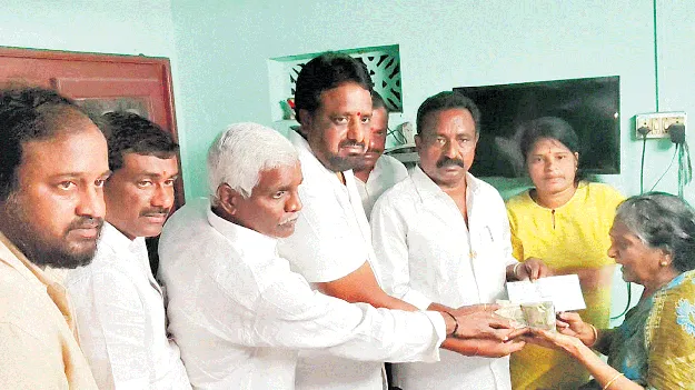 జనసేన ఆవిర్భావ దినోత్సవ సభకు వెళ్లి వస్తూ గుండెపోటుతో జనసైనికుడి మృతి
