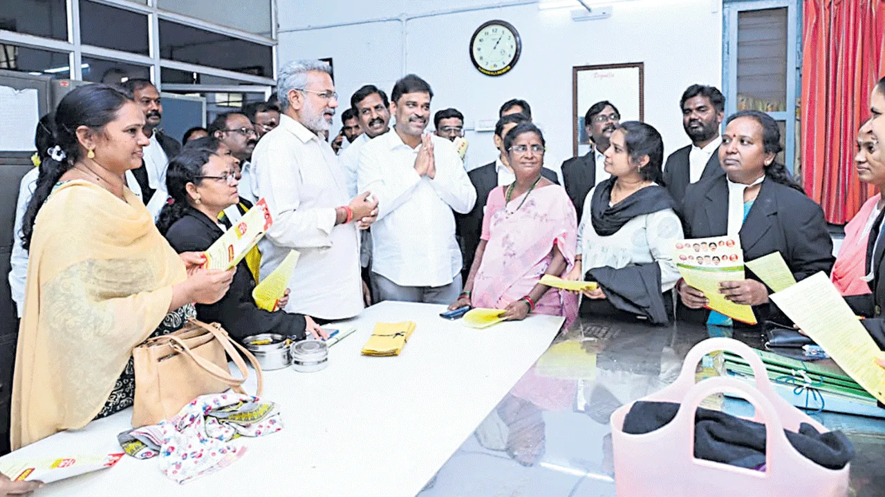 ‘కూటమి అభ్యర్థిని గెలిపించండి’