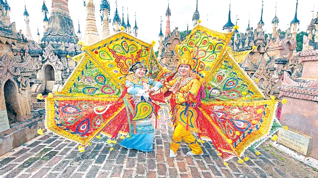 వేల పగోడాలు ఒకేచోట..