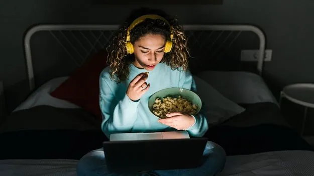 Healthy Diet : రాత్రి తిన్న తర్వాత తరచూ ఆకలేస్తోందా.. ఇలా అనిపిస్తే ఏం చేయాలి..