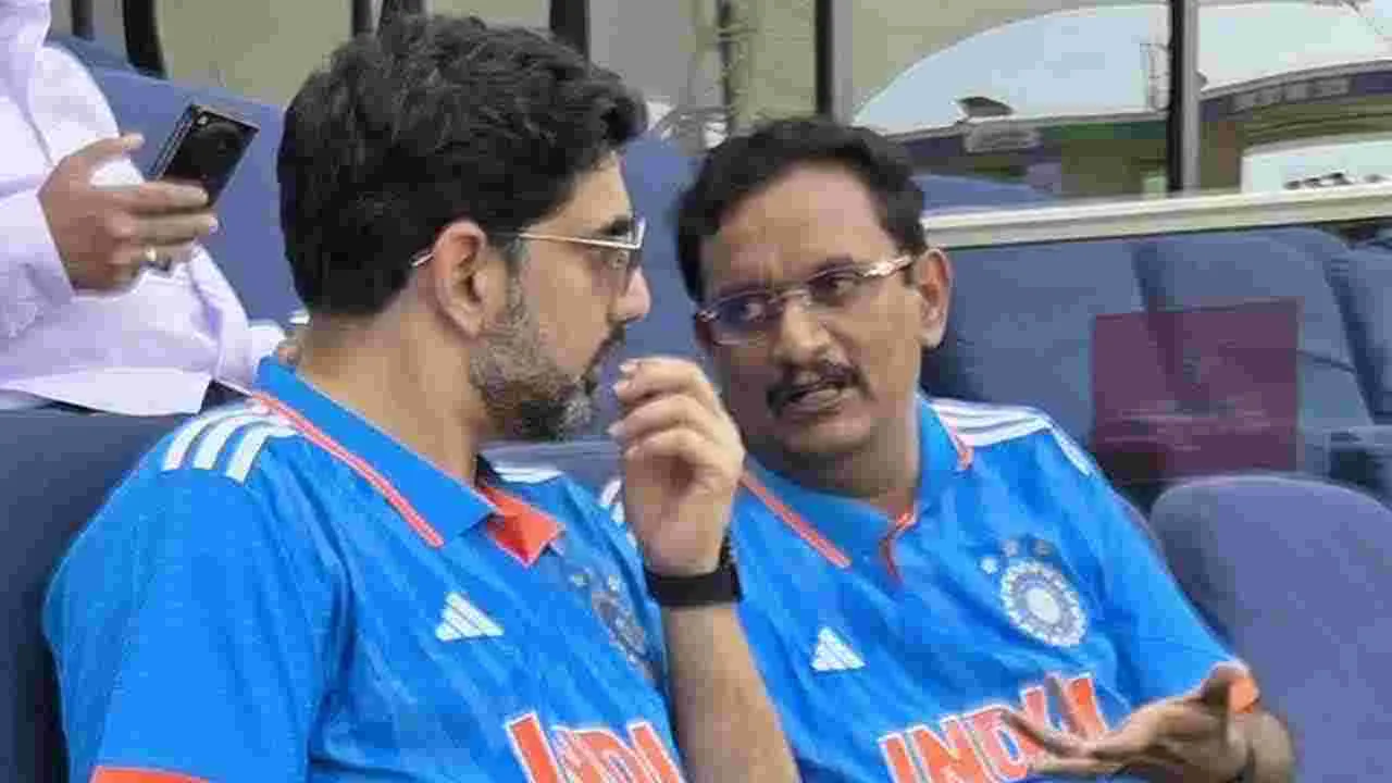 Lokesh: దుబాయ్‌లో ఇండియా-పాక్ క్రికెట్ మ్యాచ్‌‌‌ను వీక్షించిన మంత్రి లోకేష్, ఎంపీ శివనాథ్