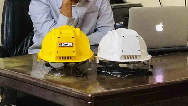 AC Helmets: ట్రాఫిక్‌ పోలీసులకు ఏసీ హెల్మెట్లు..