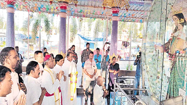 గౌరీపట్నంలో ప్రారంభమైన నిర్మలగిరి మేరీ మాత మహోత్సవాలు