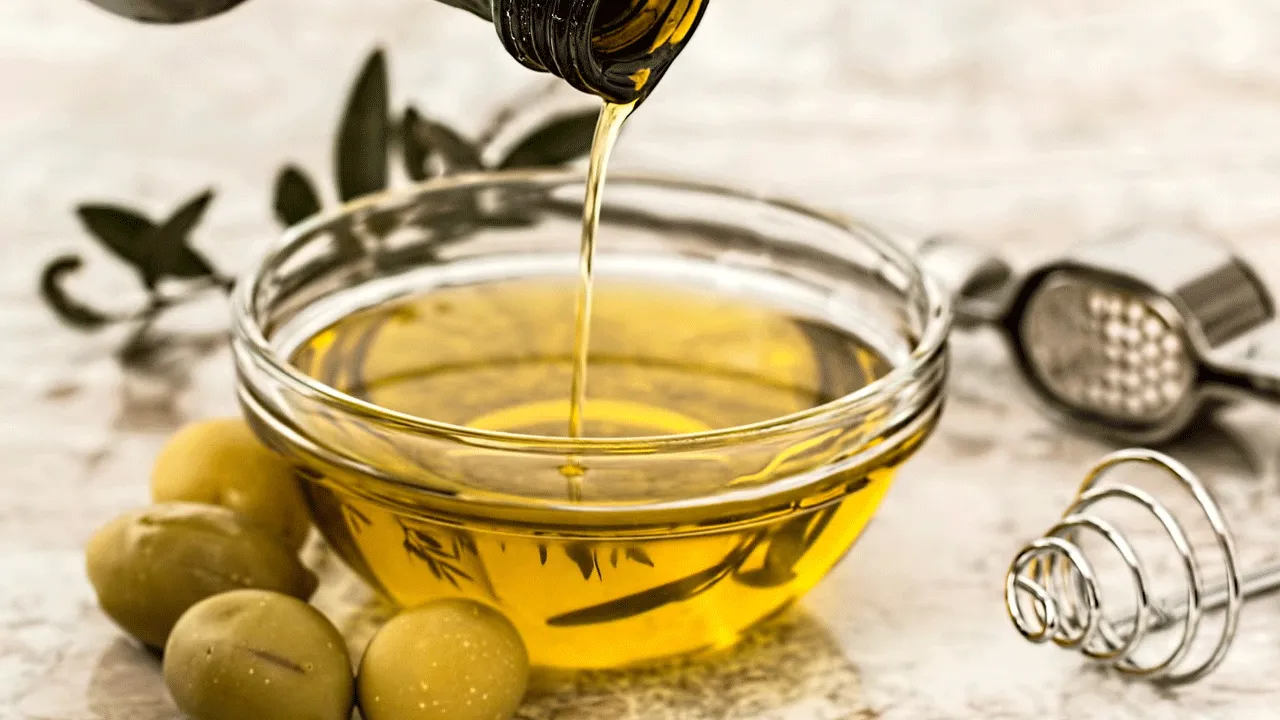 Cooking Oil : వంట నూనె కొనేటప్సుడు ఏది సరైనదో ఎలా తెలుసుకోవాలి...