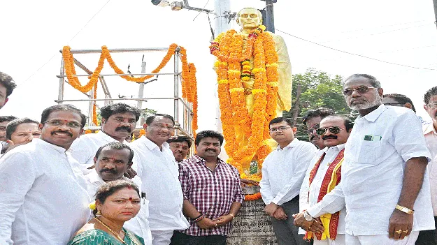 Potti sriramulu: ఘనంగా పొట్టి శ్రీరాములు జయంతి