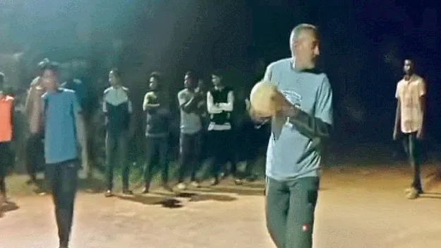  Shooting షూటింగ్‌లో ఆటవిడుపు